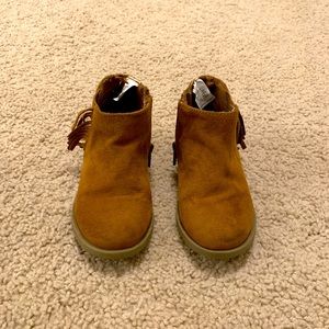 Old navy girls fringe boots